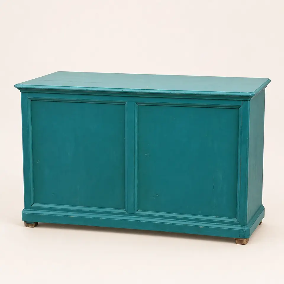 Credenza Turchese, Credenza bassa a due ante, fronte a specchiature